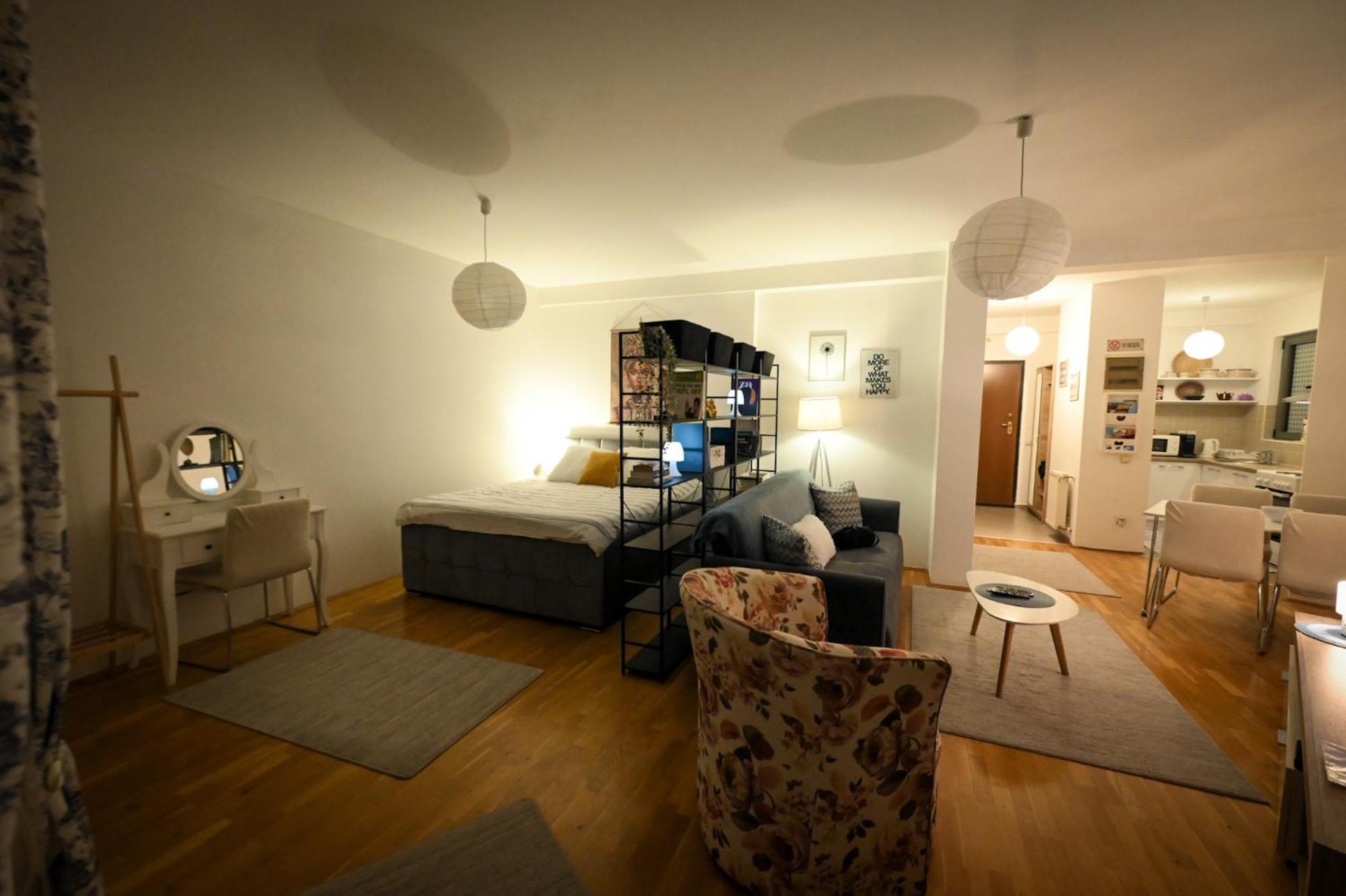 L&B Studio Apartment Pristina Exterior photo